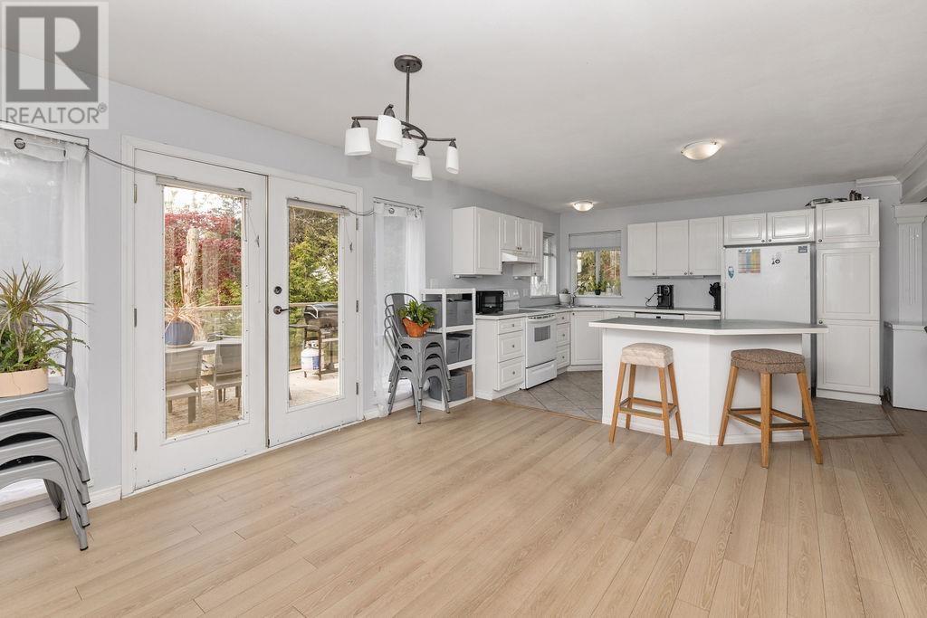 4385 MARBLE ROAD, Sechelt