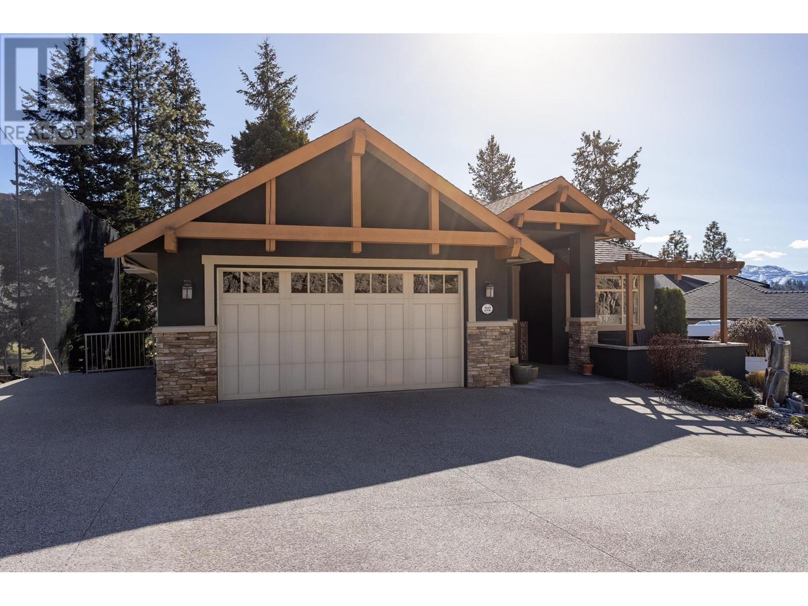 2532 Tuscany Drive, West Kelowna