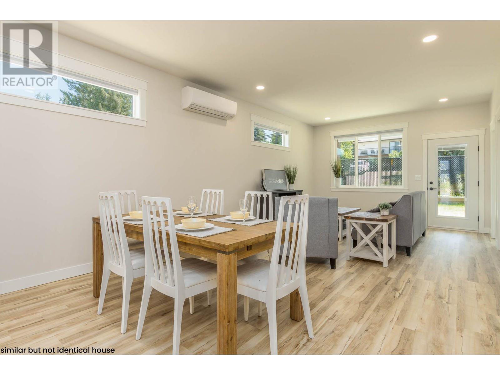  2374 6 Avenue Southeast, Salmon Arm