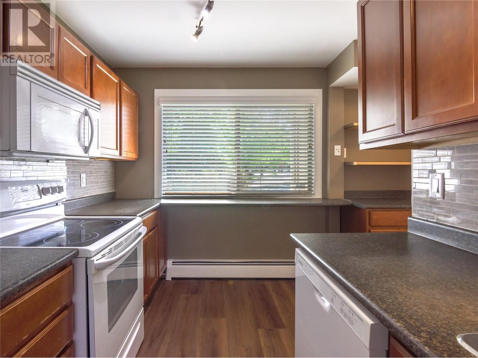 1 310 Yorkton Avenue, Penticton
