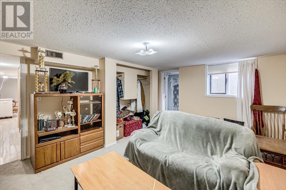 5407 ALLENDALE Crescent, Castlegar