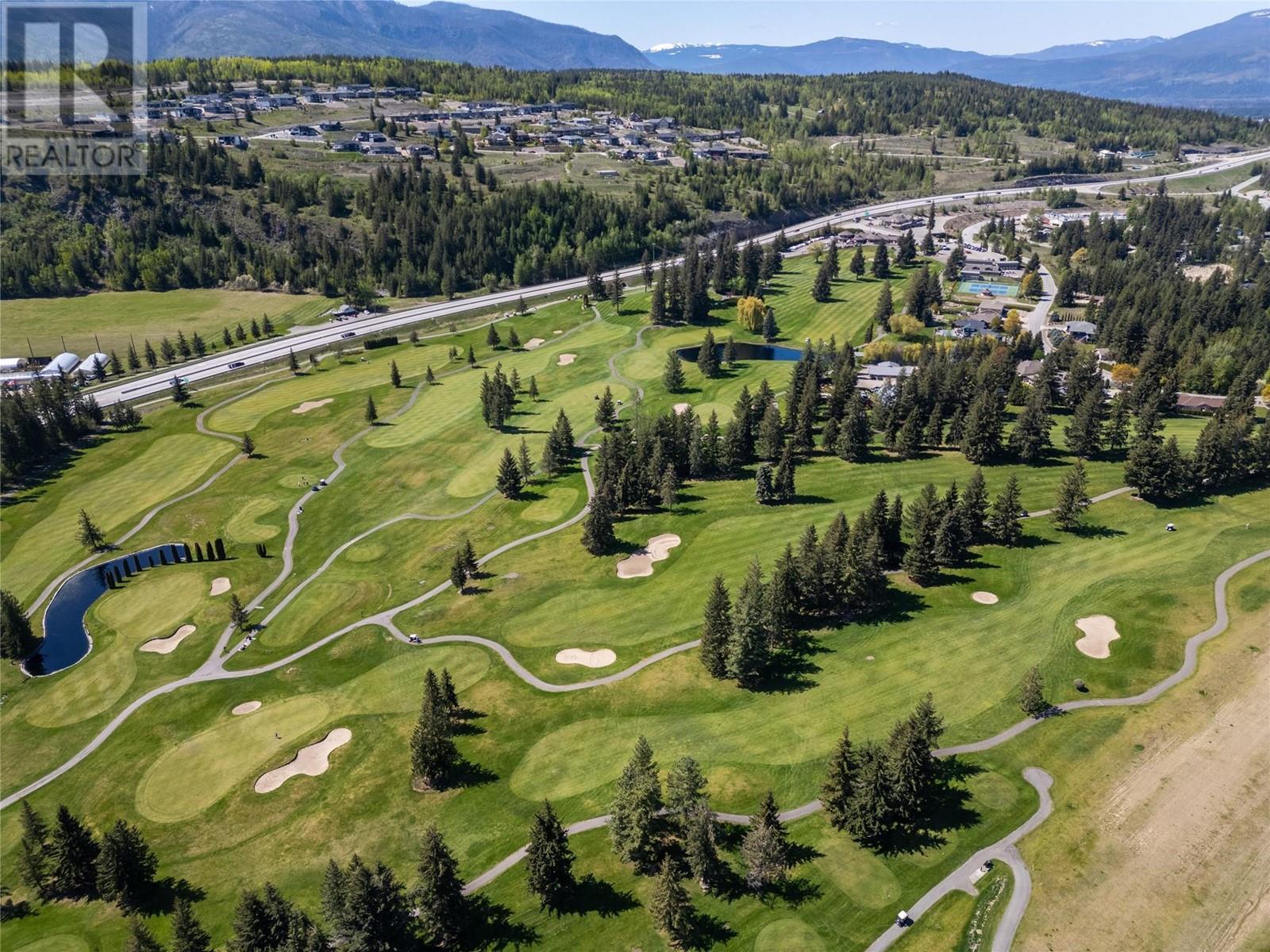 Photo 6 of 2617 Golf Course Drive, Blind Bay BC