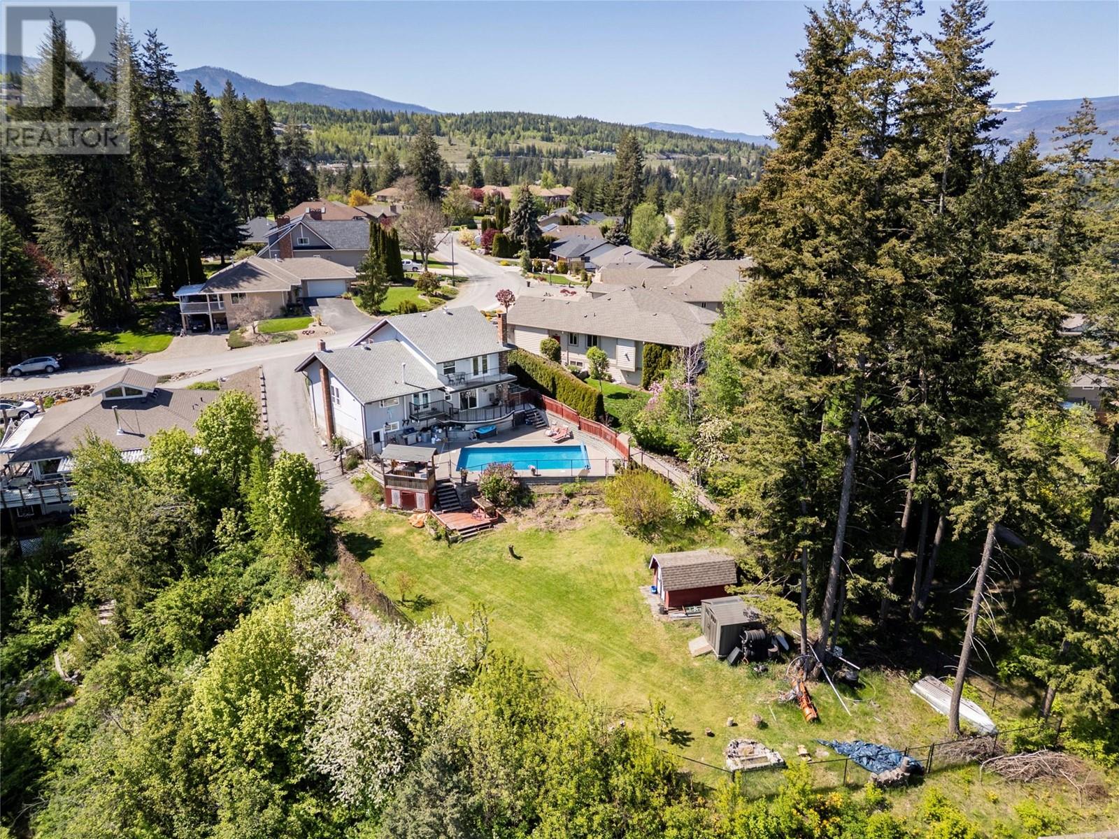 2617 Golf Course Drive, Blind Bay