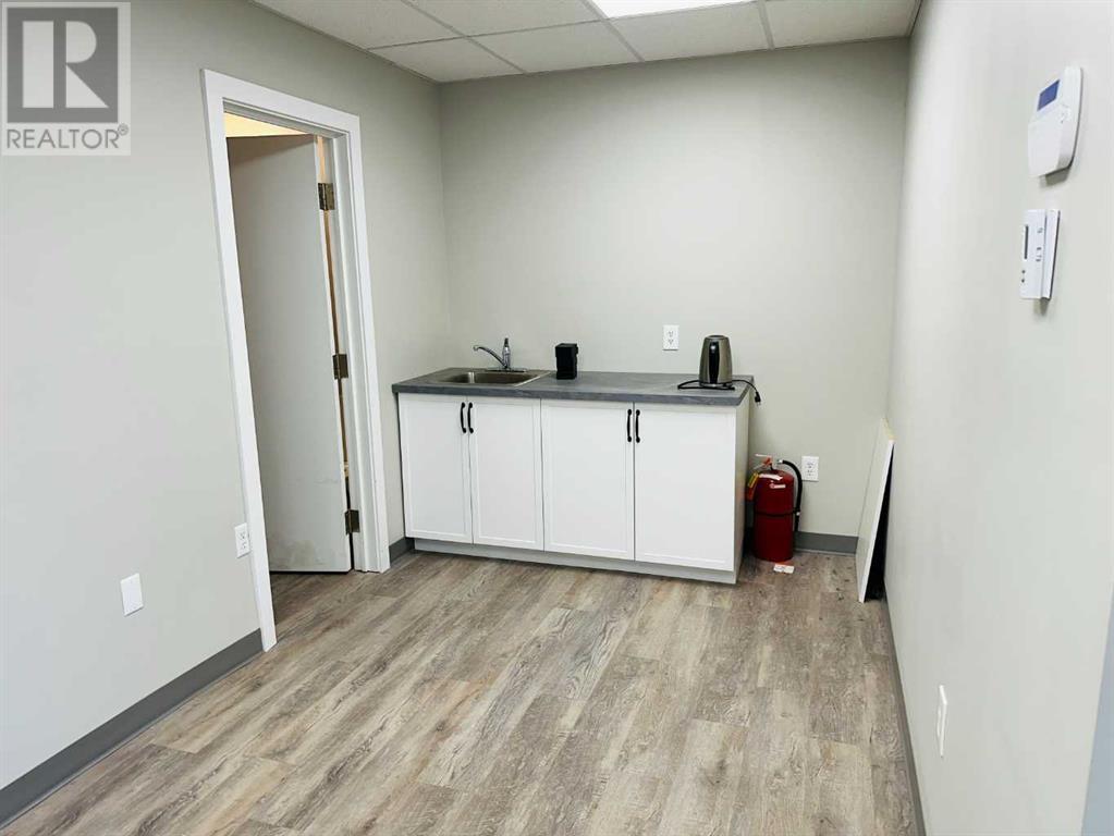Photo 7 of 11423 98 Avenue, Grande Prairie AB