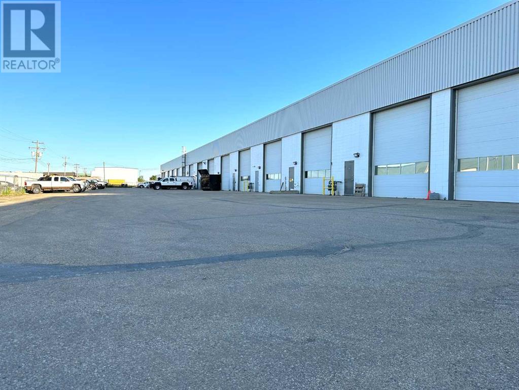 Photo 2 of 11423 98 Avenue, Grande Prairie AB