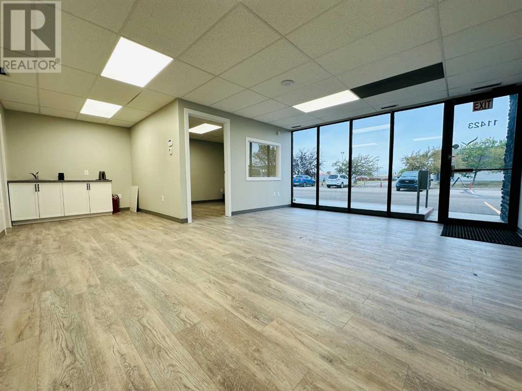 Photo 5 of 11423 98 Avenue, Grande Prairie AB
