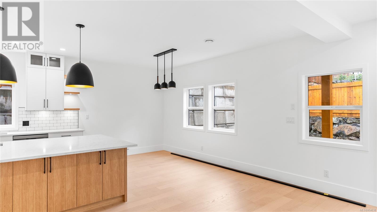  804 Tomack Loop, Langford