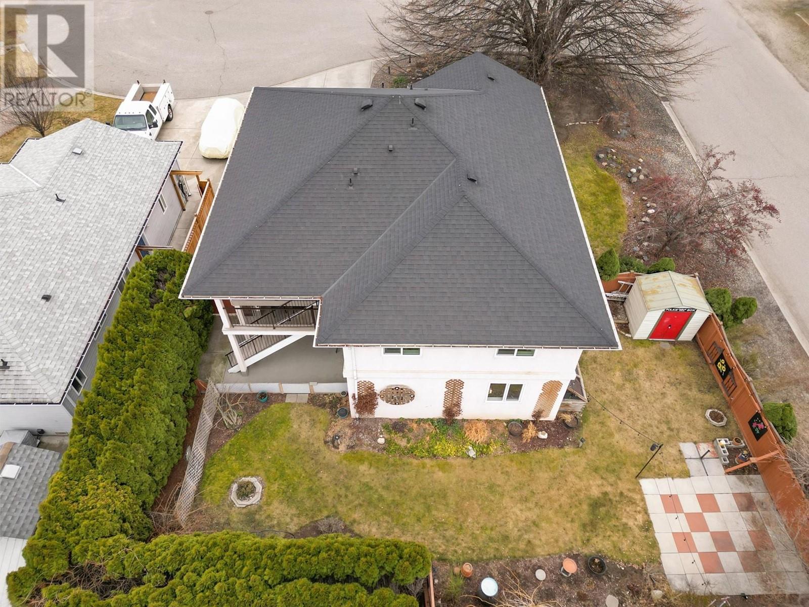  2209 Stillingfleet Court, Kelowna