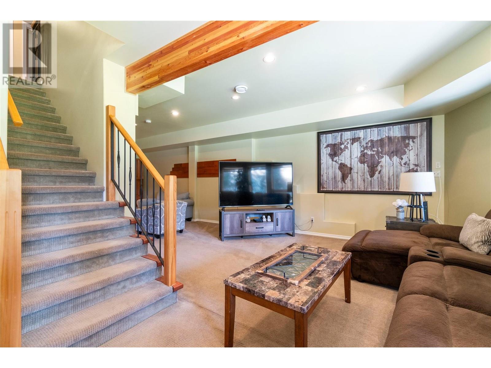 Photo 36 of 7889 Gardiner Road, Anglemont BC