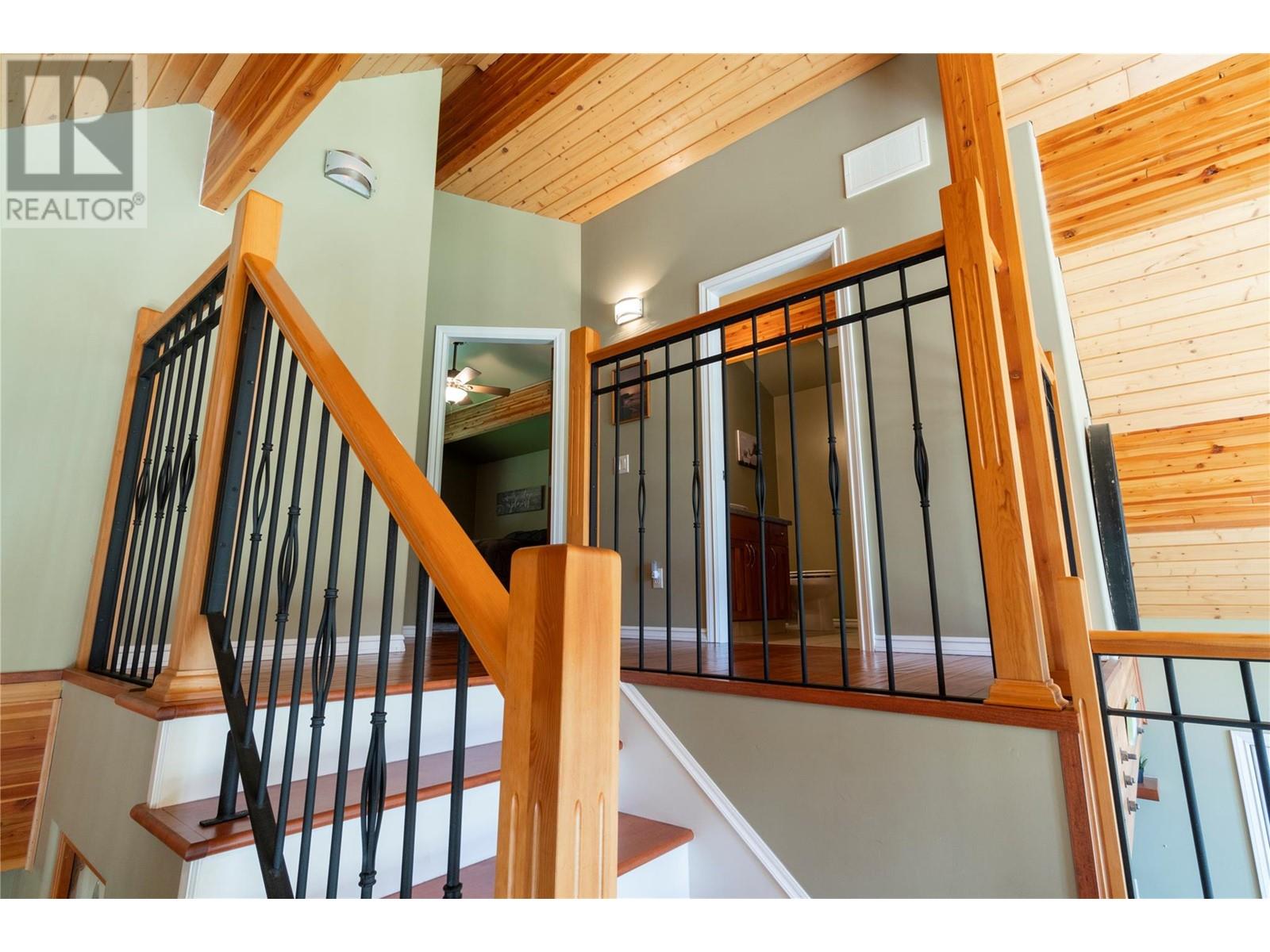 Photo 32 of 7889 Gardiner Road, Anglemont BC