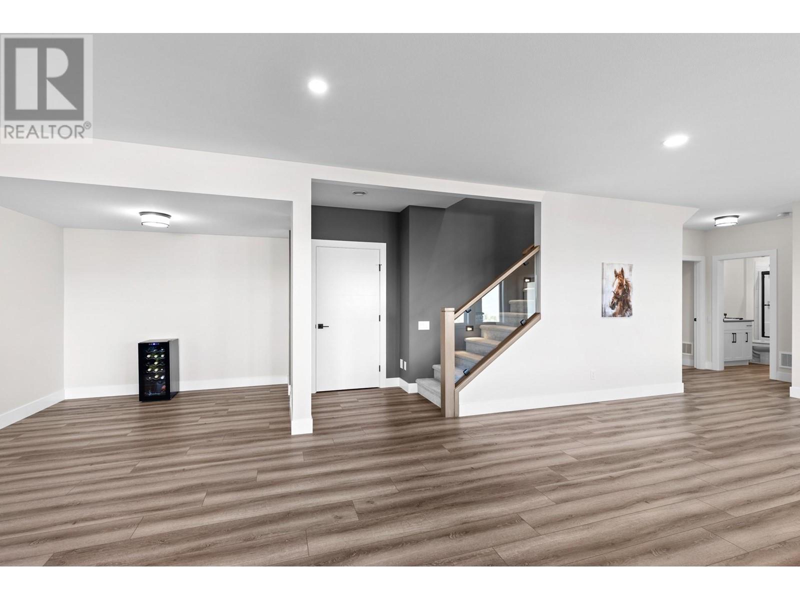  17511 Sanborn Street, Summerland