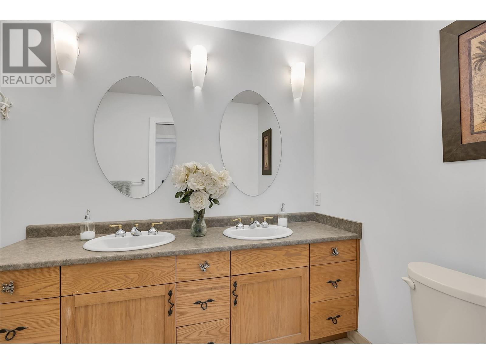  1686 Pritchard Drive, West Kelowna