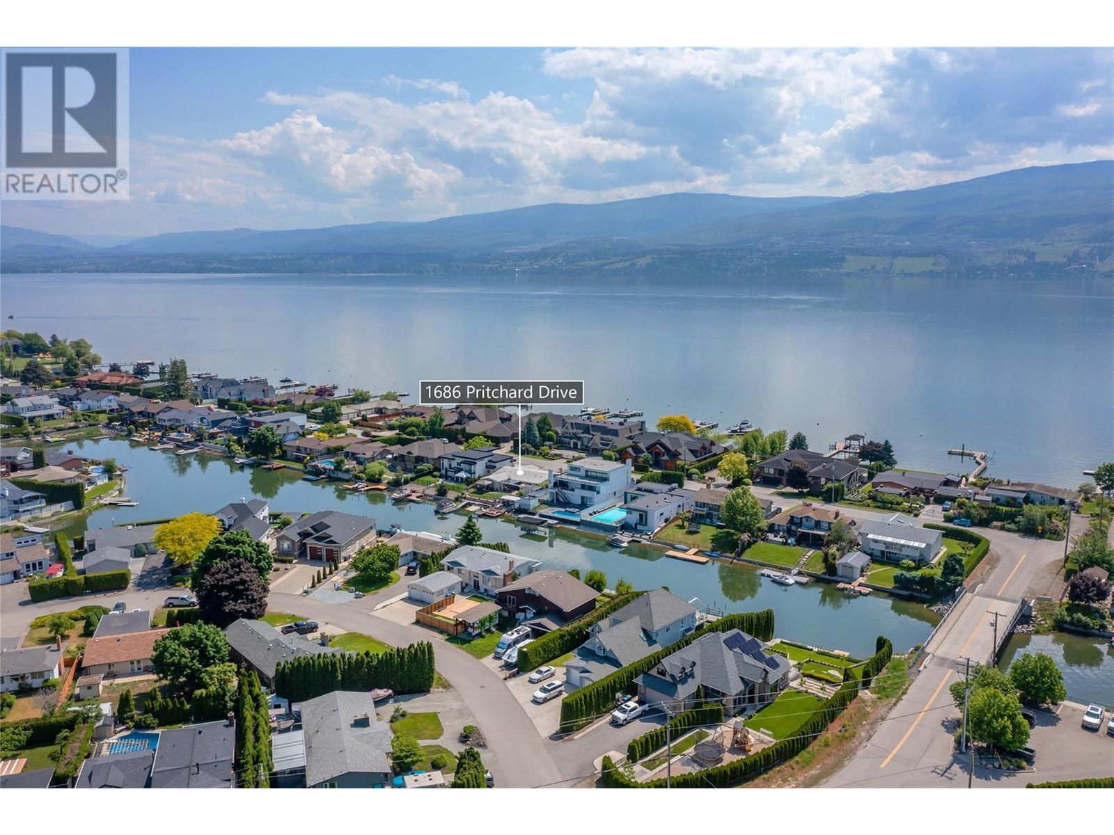  1686 Pritchard Drive, West Kelowna