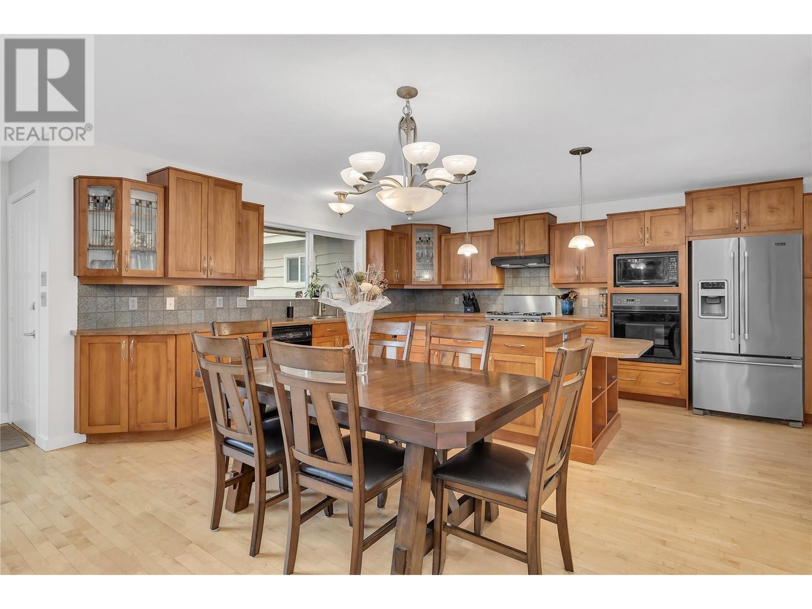  1686 Pritchard Drive, West Kelowna