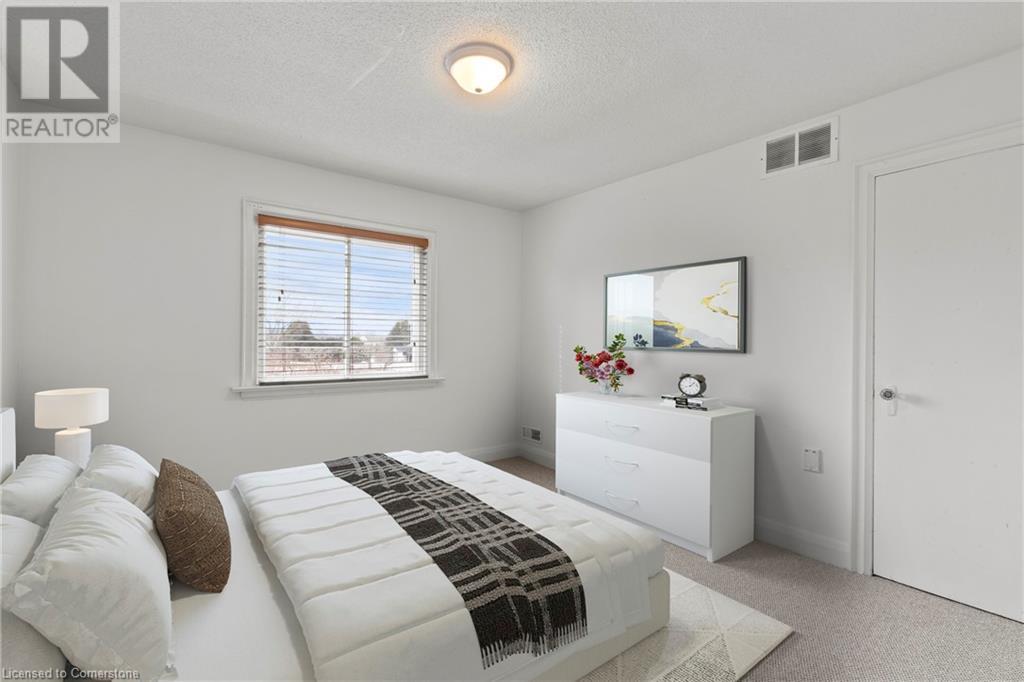 Photo 21 of 5331 Greenlane Road, Beamsville ON