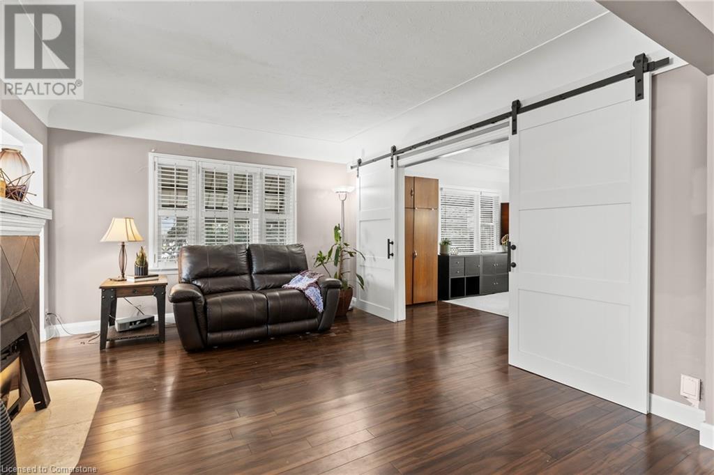 Photo 9 of 5331 Greenlane Road, Beamsville ON