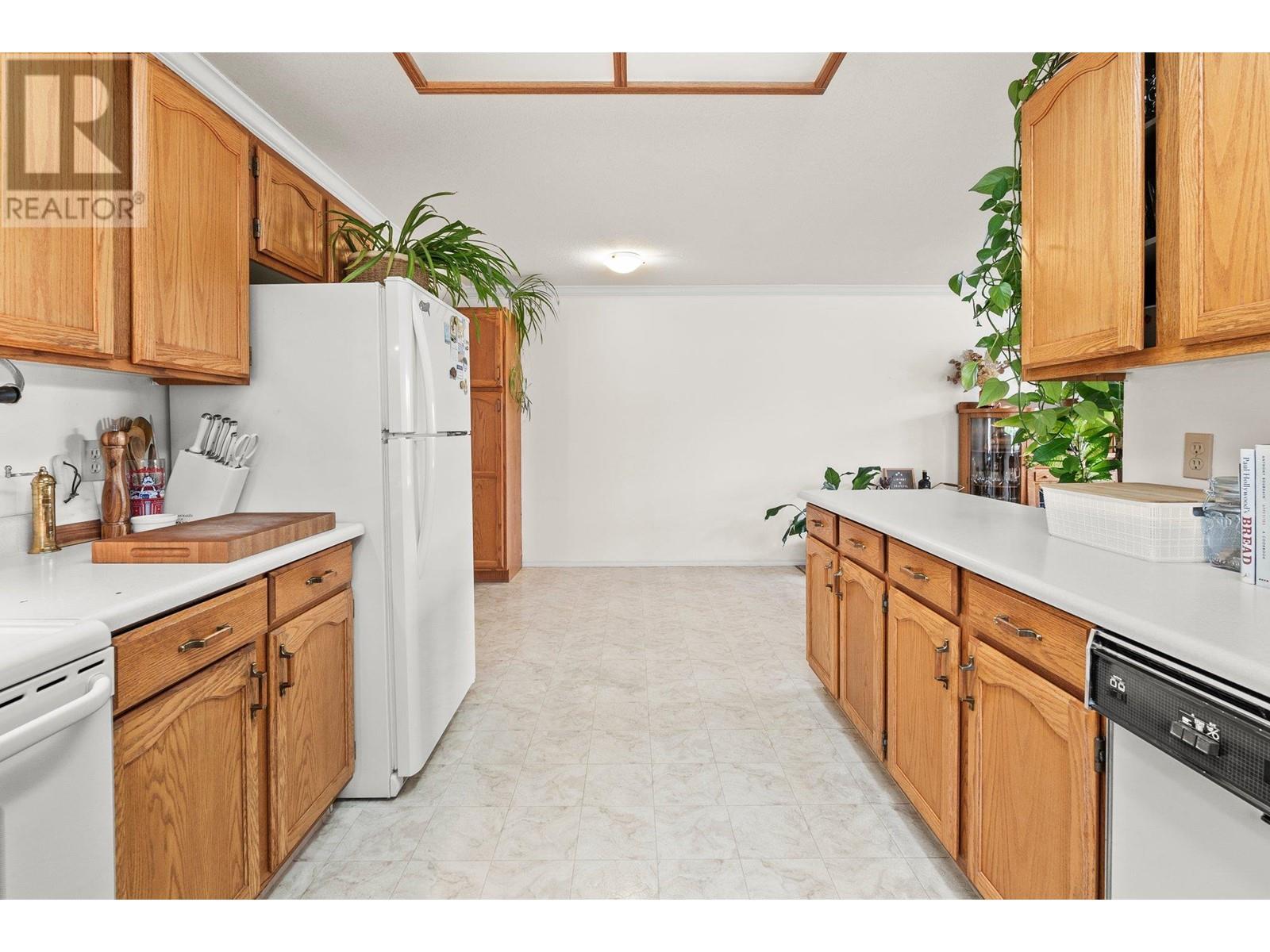  1439 Nelson Place, Kelowna