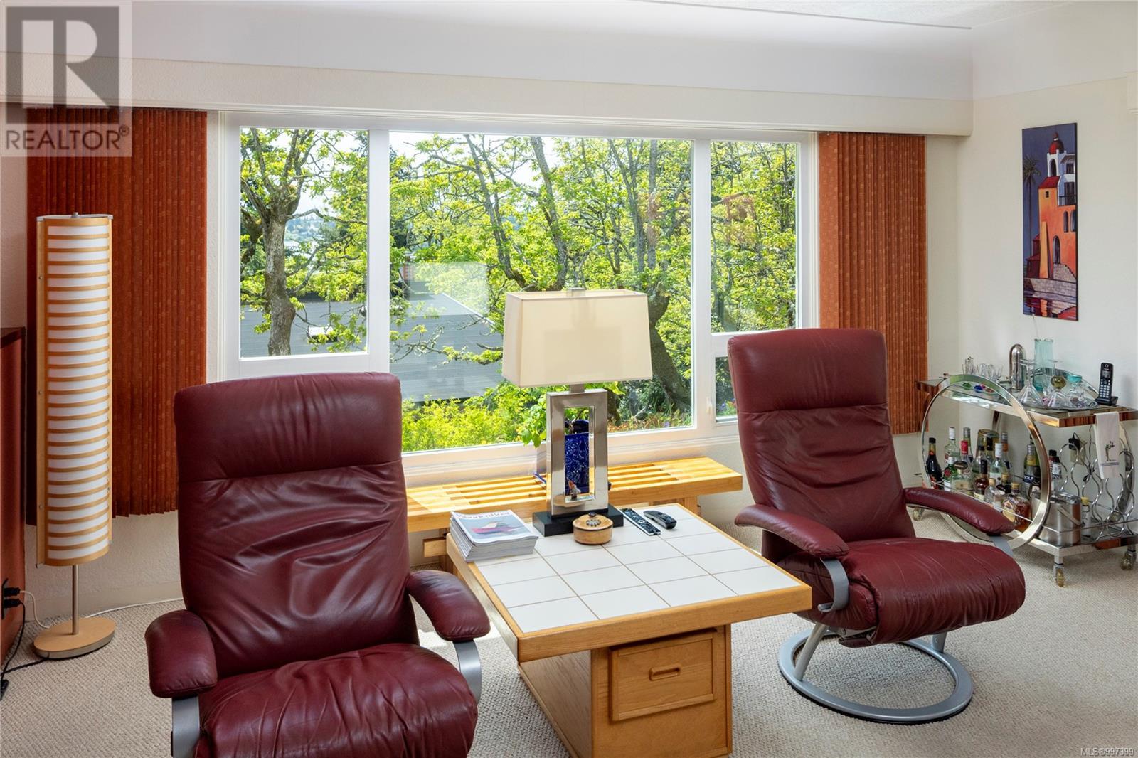 3815 Wilkinson Rd, Saanich