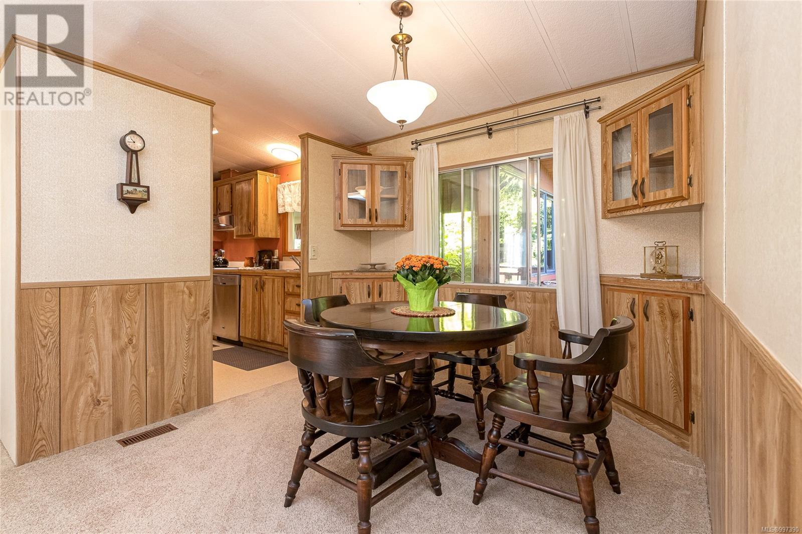 8 60 Cooper Road, View Royal