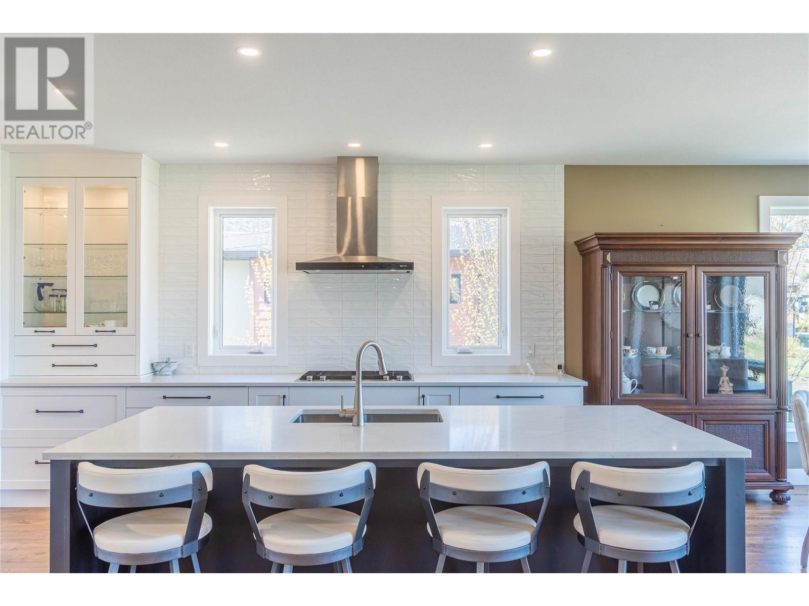 Photo 5 of 204 Rue Cheval Noir, Kamloops BC
