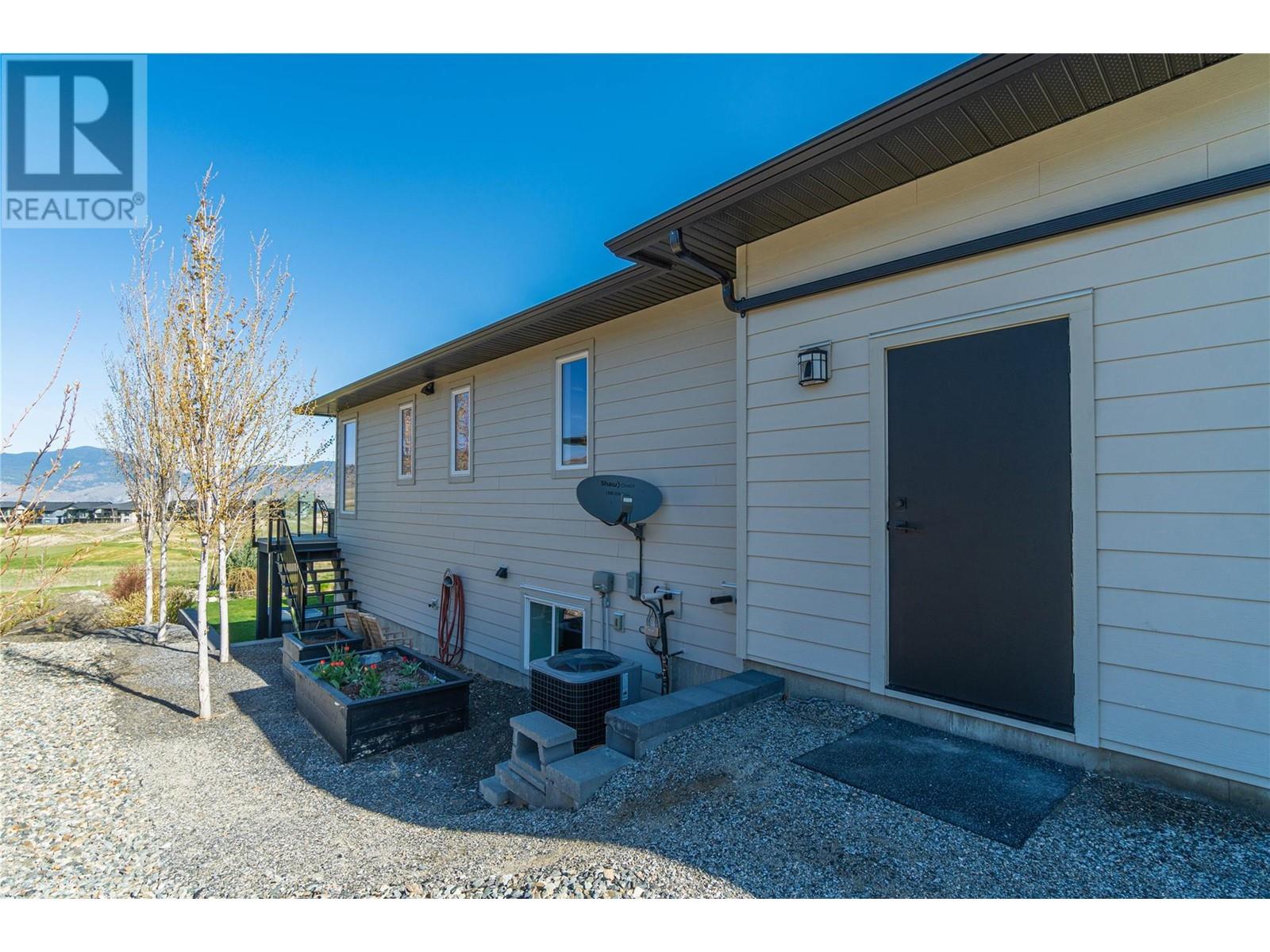 Photo 64 of 204 Rue Cheval Noir, Kamloops BC