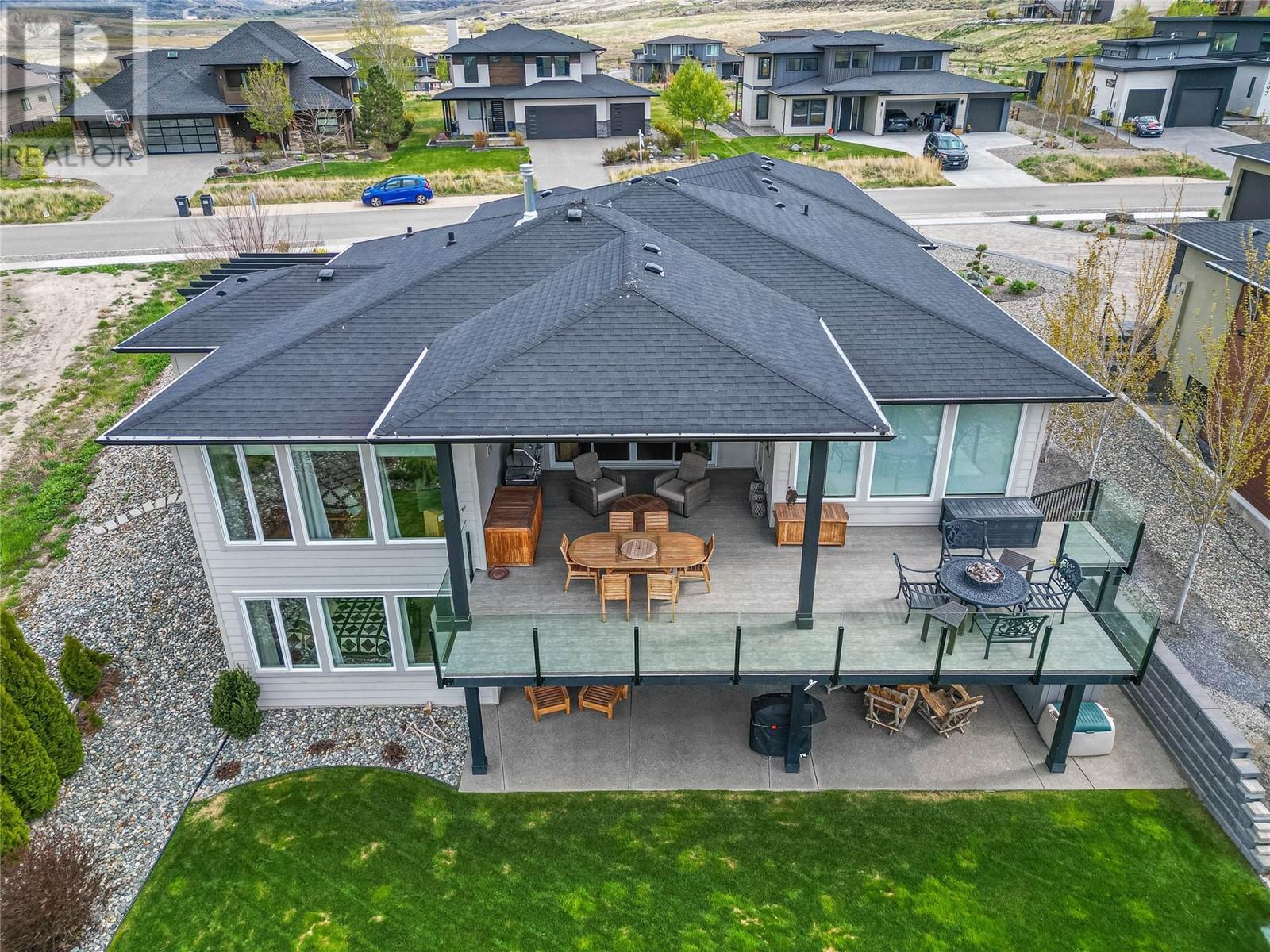 Photo 2 of 204 Rue Cheval Noir, Kamloops BC