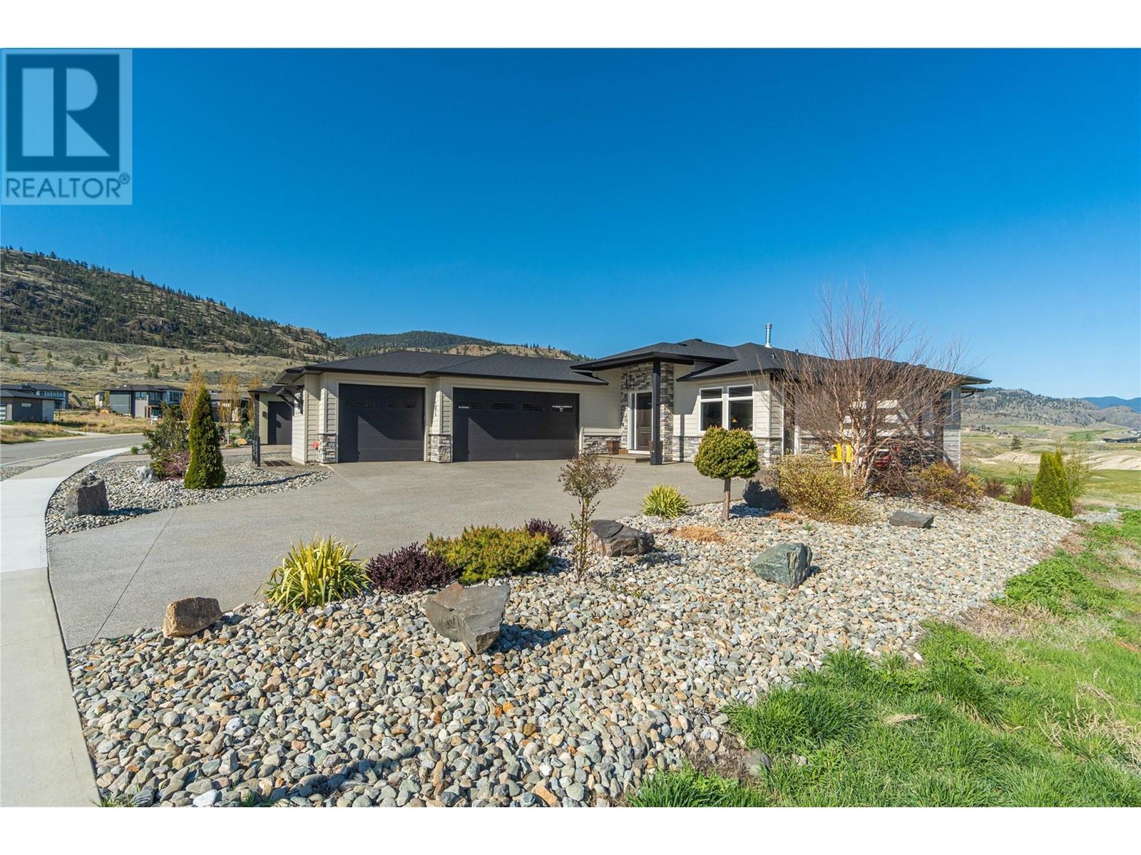 Photo 15 of 204 Rue Cheval Noir, Kamloops BC