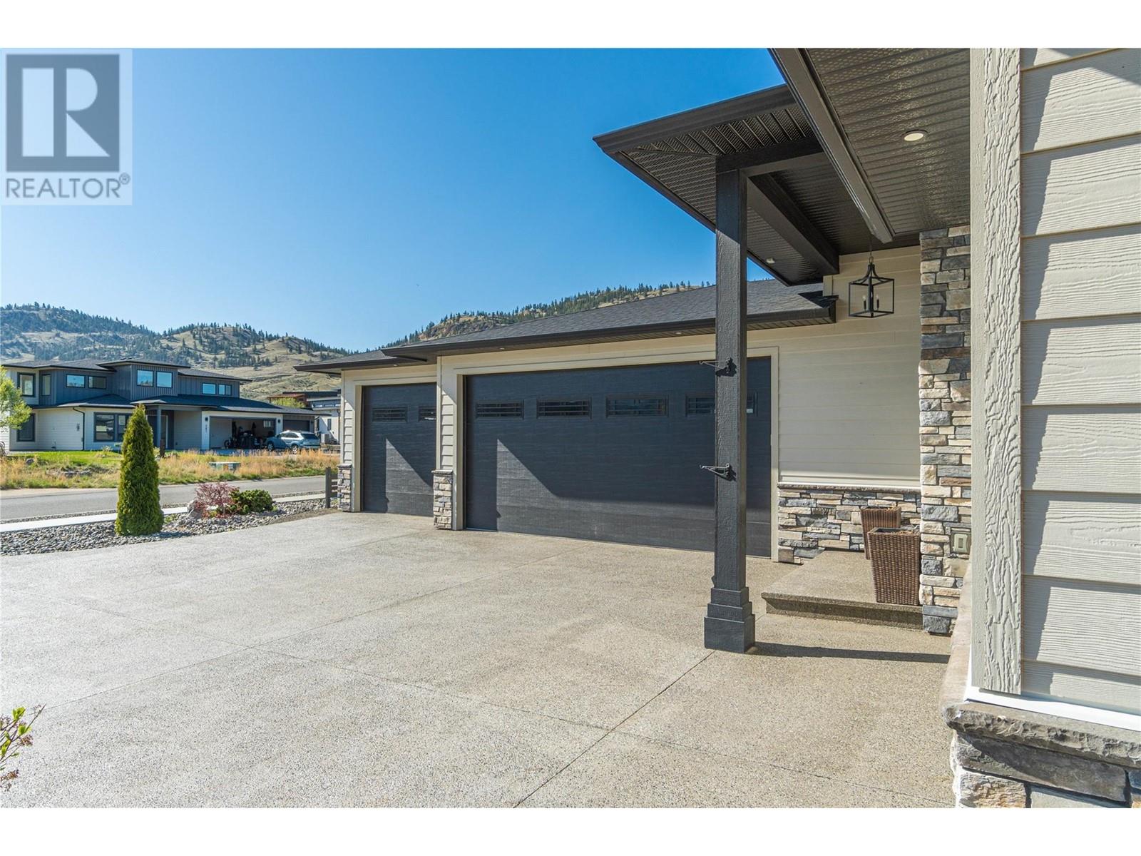 Photo 17 of 204 Rue Cheval Noir, Kamloops BC