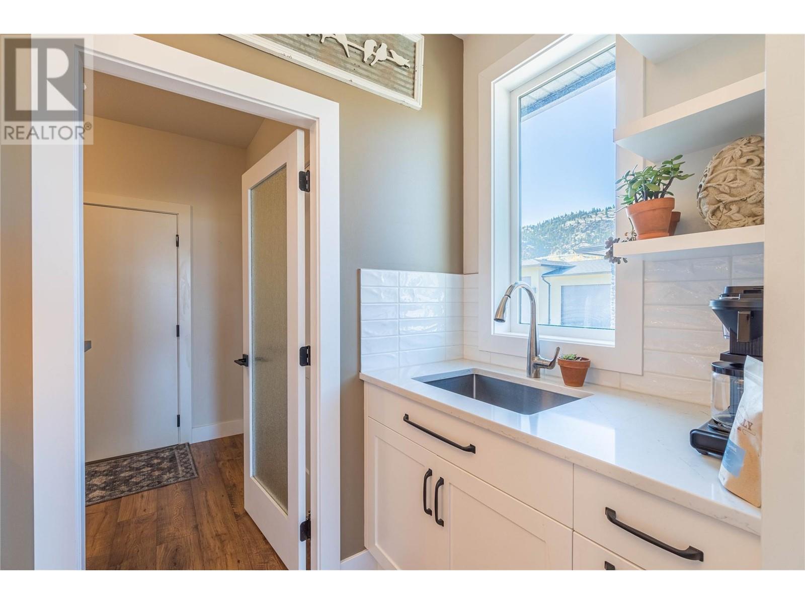 Photo 36 of 204 Rue Cheval Noir, Kamloops BC