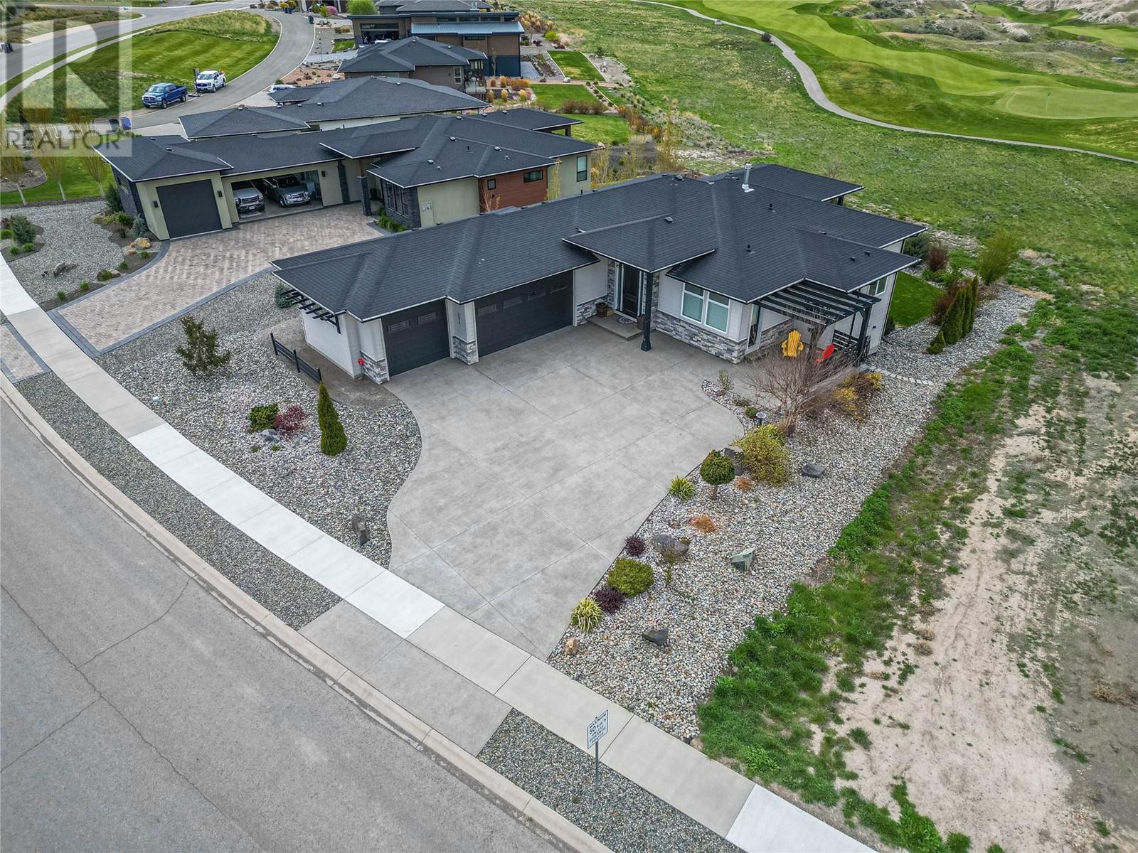 Photo 67 of 204 Rue Cheval Noir, Kamloops BC