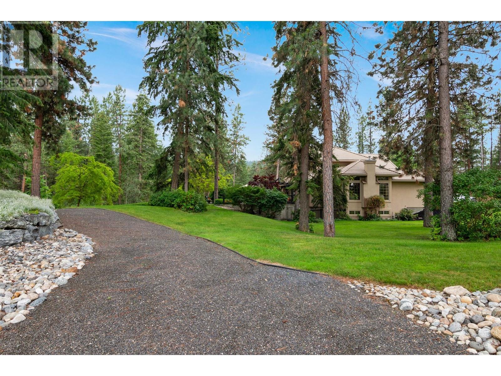  4163 Mahonia Drive South, Kelowna