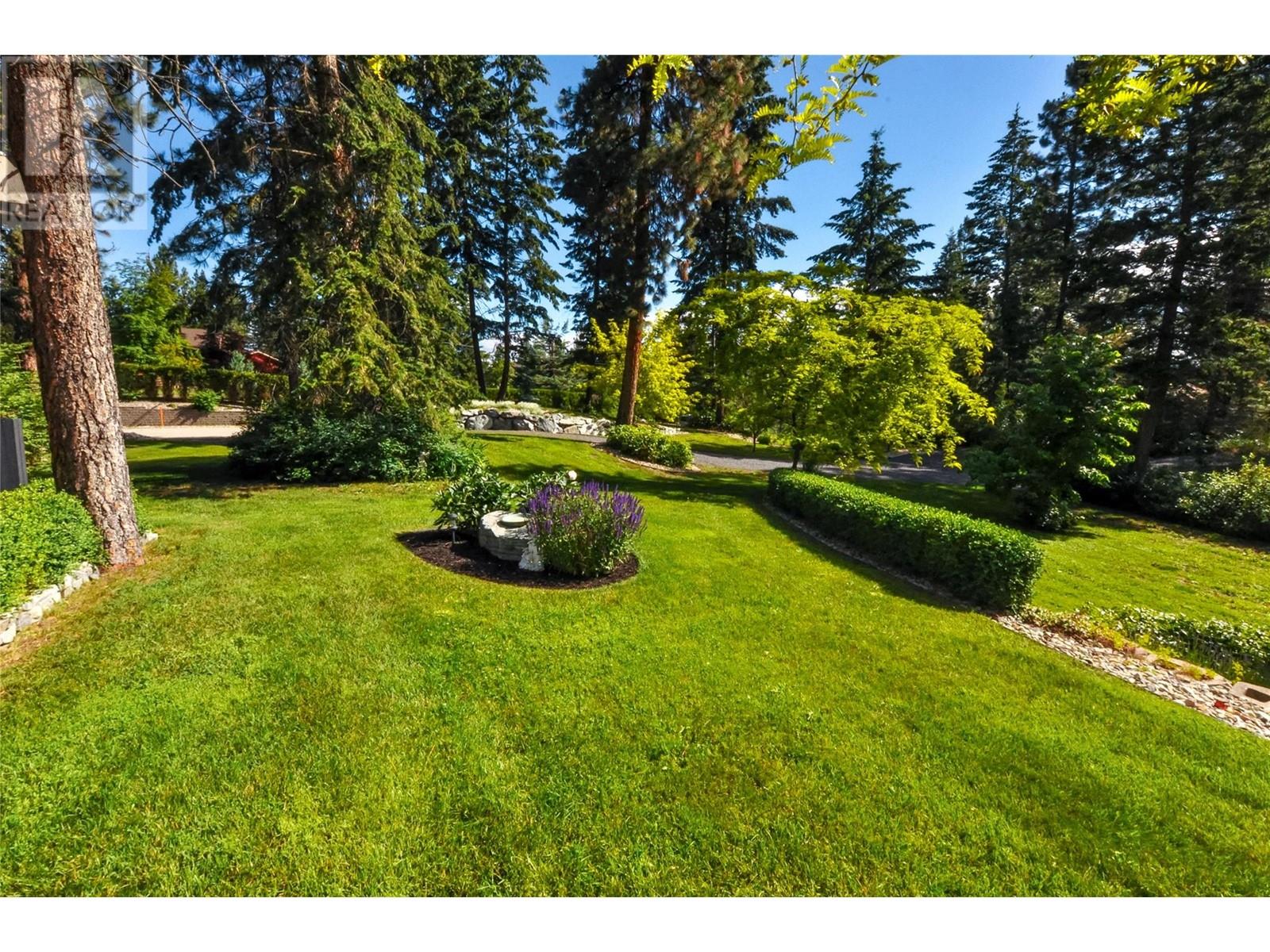  4163 Mahonia Drive South, Kelowna