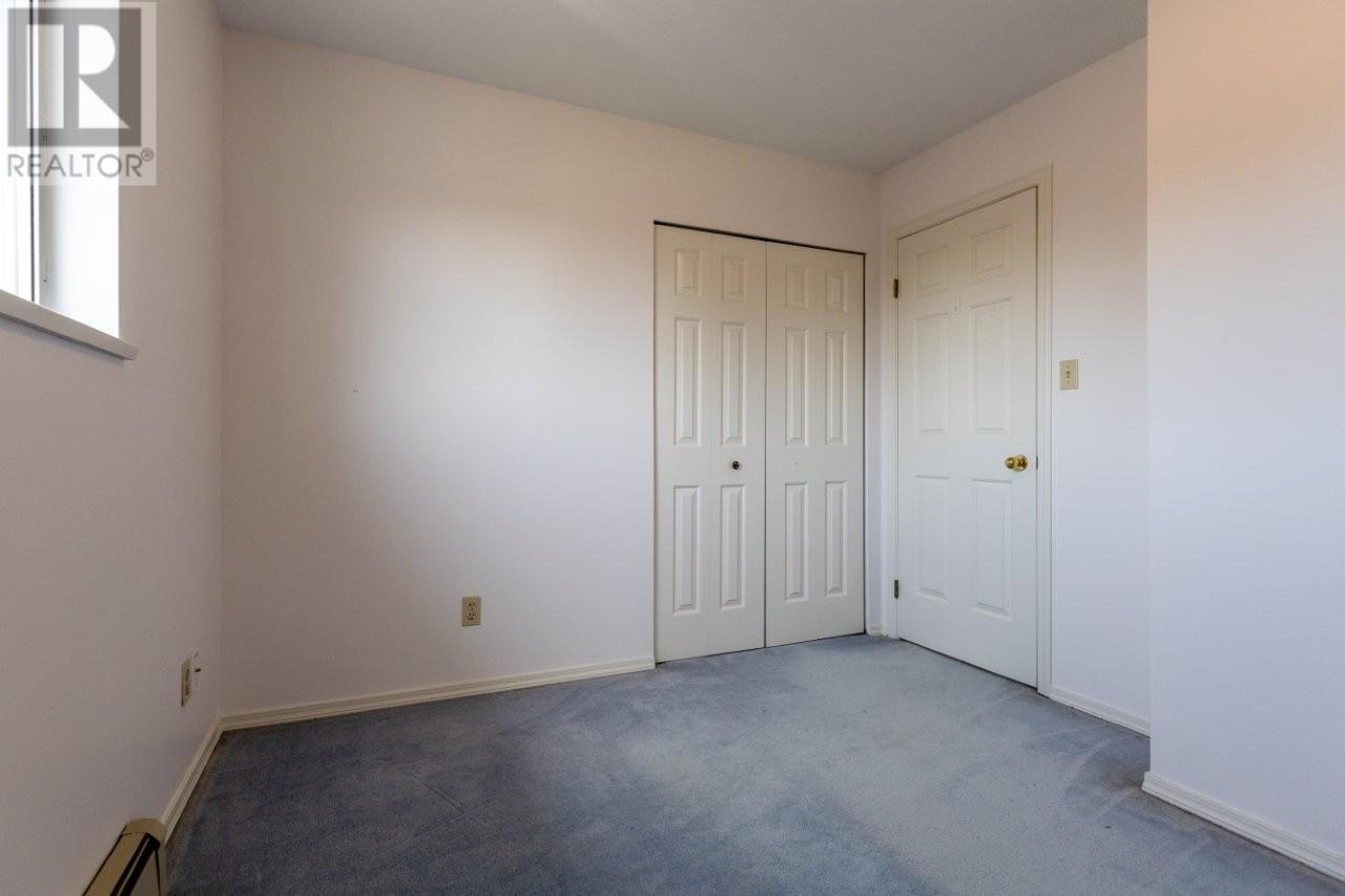 Photo 19 of 4925 Sidley Street, Burnaby BC