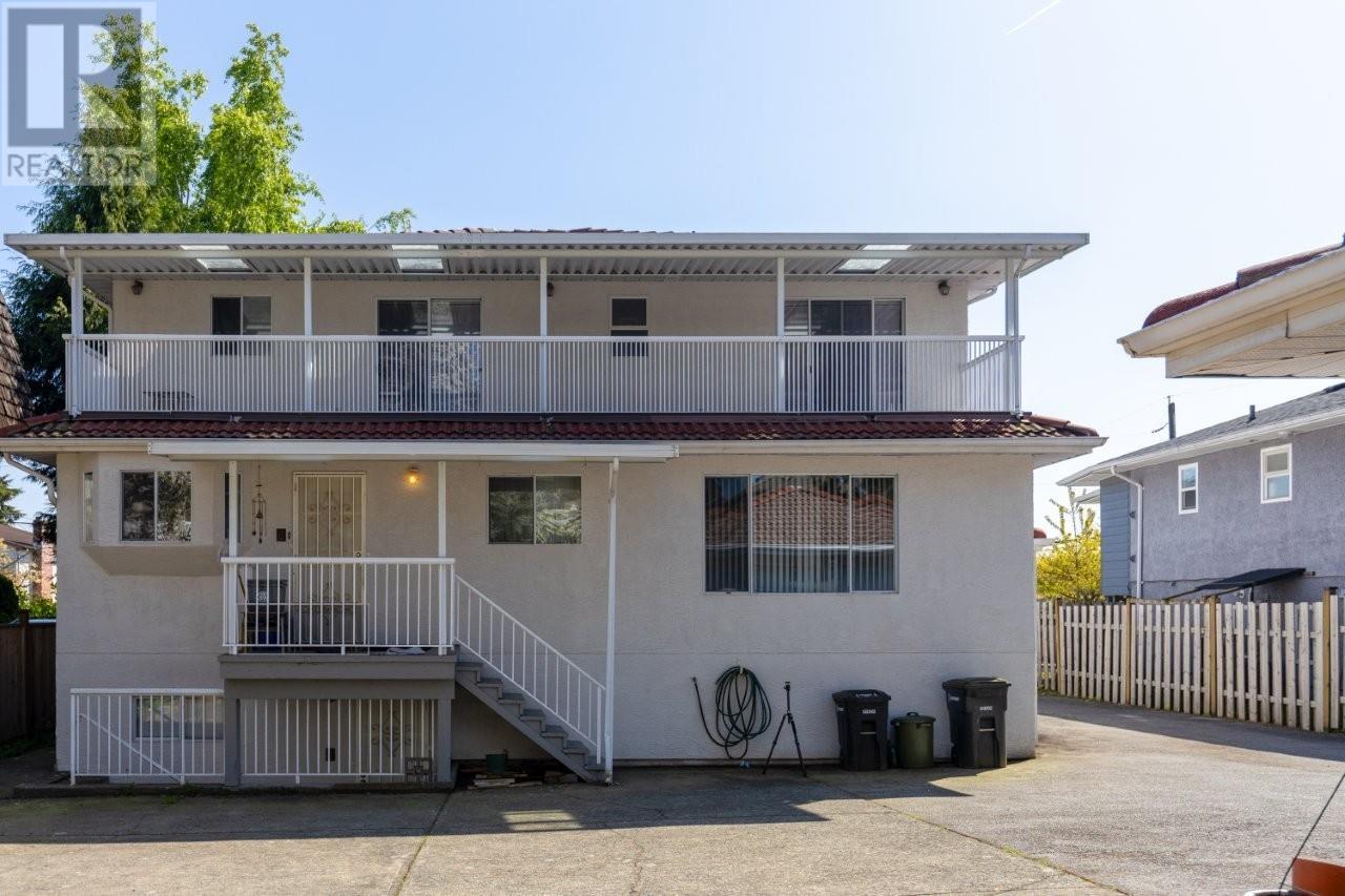 Photo 29 of 4925 Sidley Street, Burnaby BC