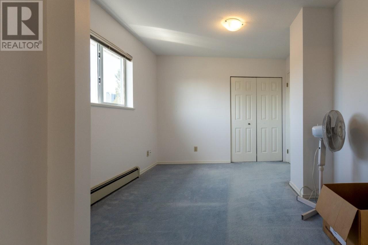 Photo 21 of 4925 Sidley Street, Burnaby BC