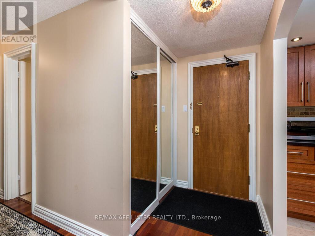 Entrance foyer!