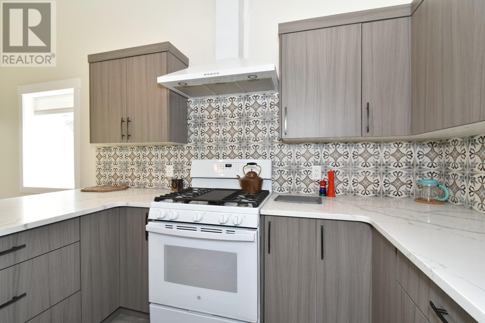 3044 Cedar Drive, Blind Bay