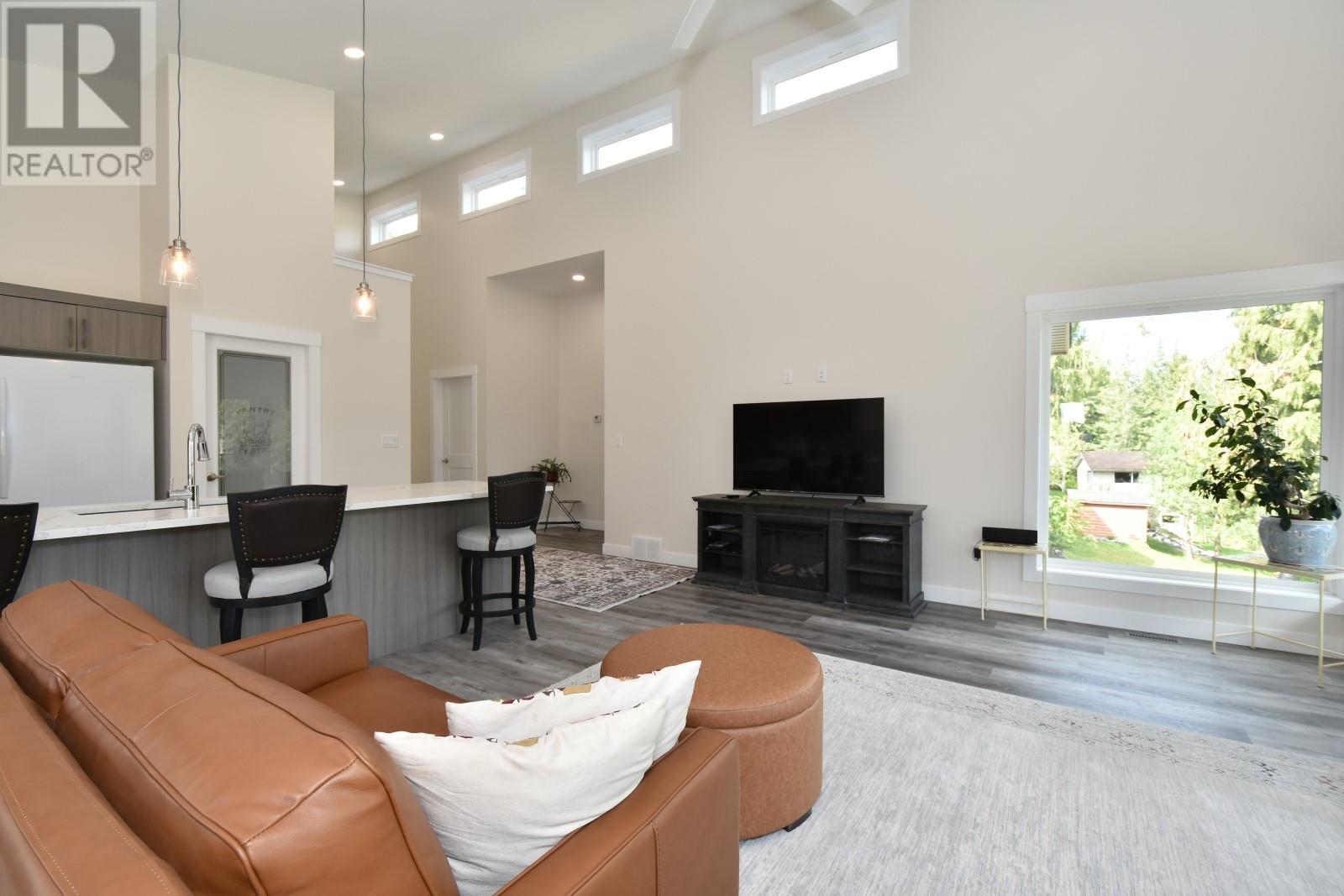 3044 Cedar Drive, Blind Bay