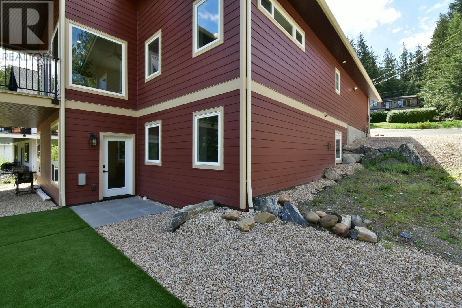 3044 Cedar Drive, Blind Bay