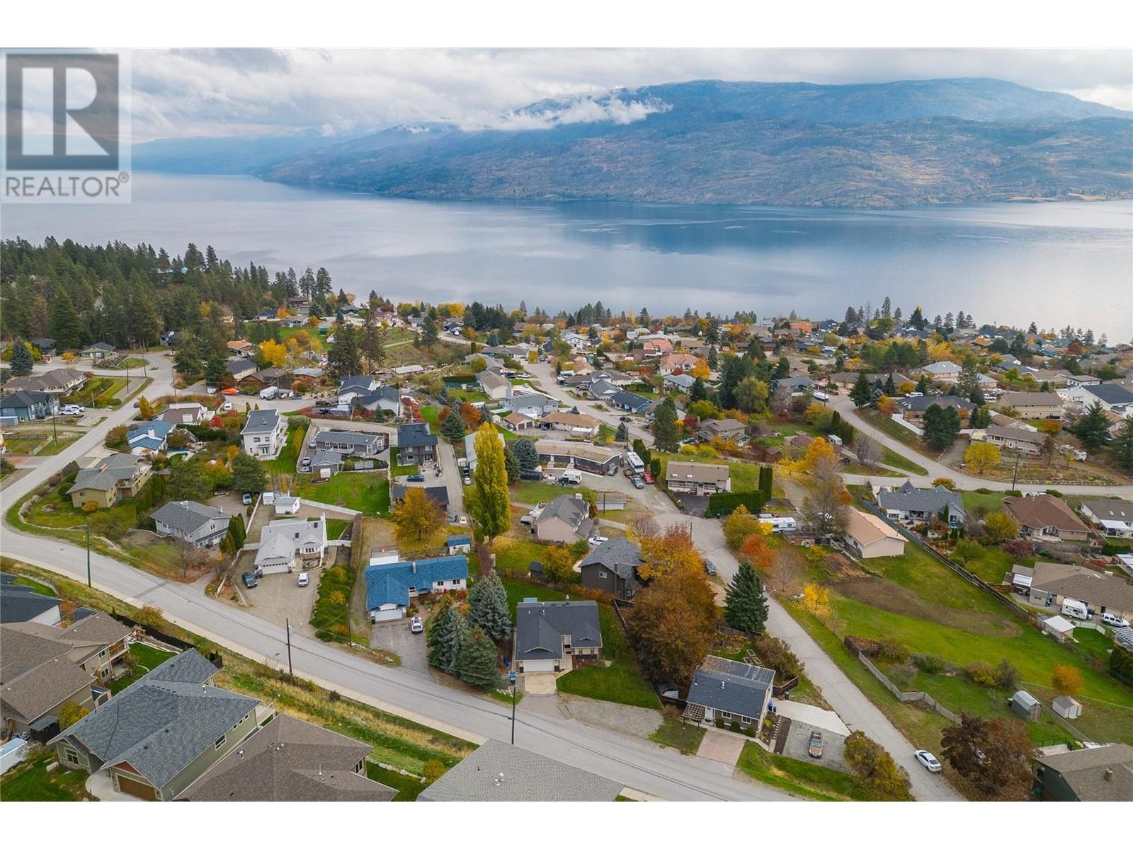  6029 Turner Avenue, Peachland