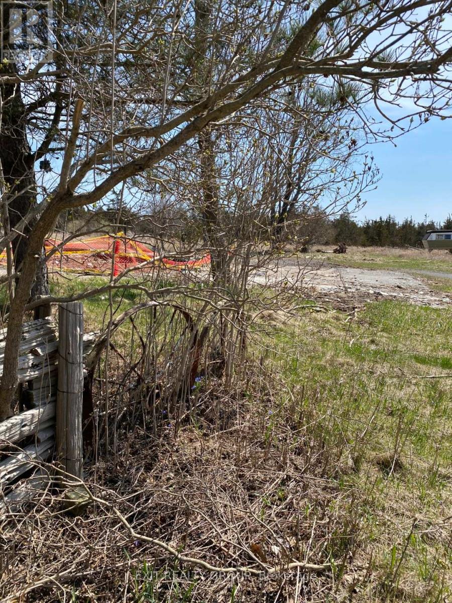 Photo 1 of 800 Chuckery Hill Road, Prince Edward County ON