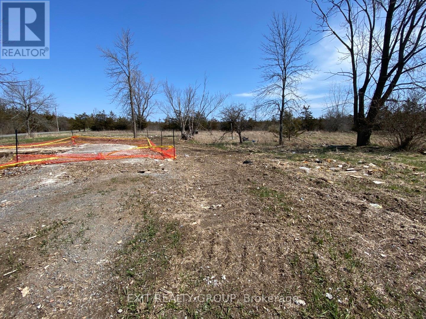 Photo 6 of 800 Chuckery Hill Road, Prince Edward County ON
