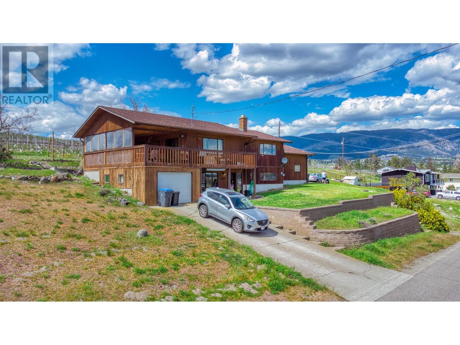 3924 Harding Road, West Kelowna