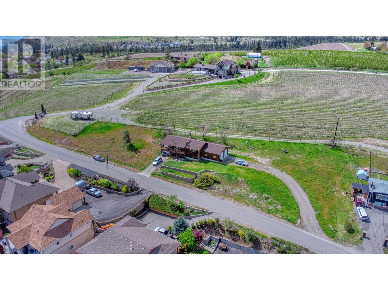 3924 Harding Road, West Kelowna