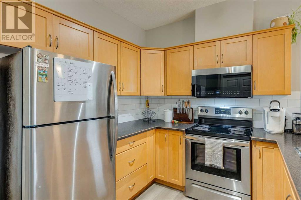 Single Family House for Sale in    Street SE Inglewood Calgary 