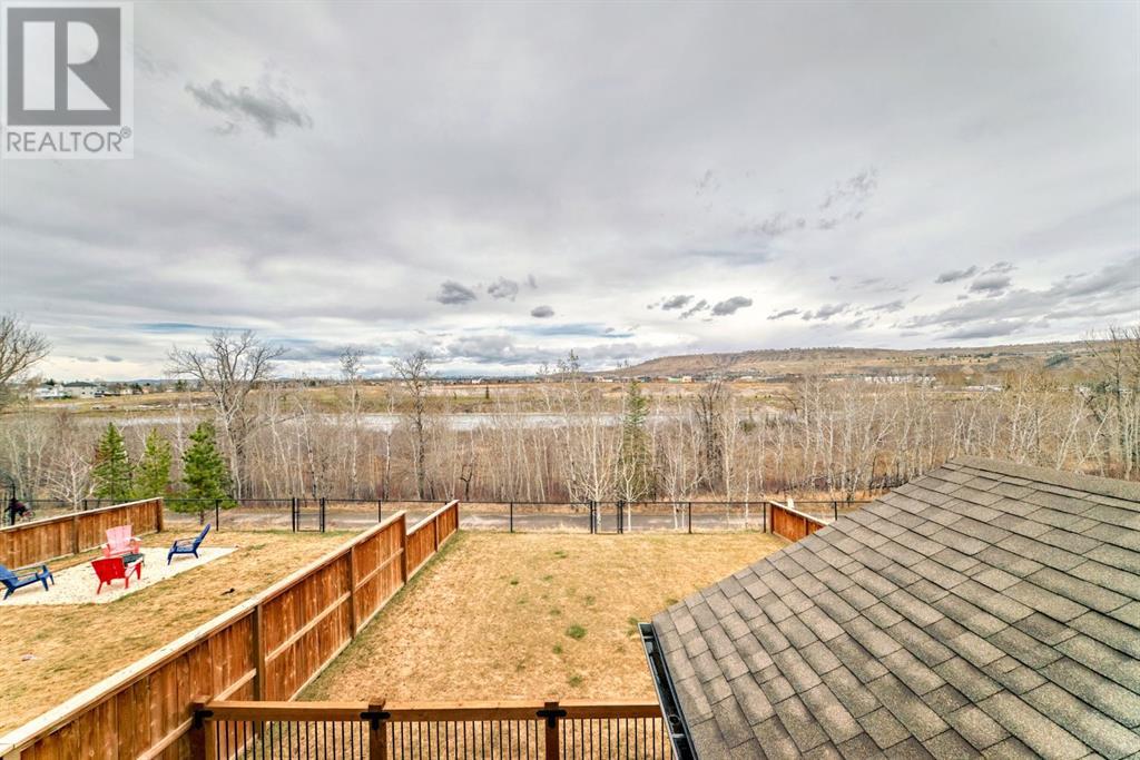 166 Riviera View, Cochrane, Alberta