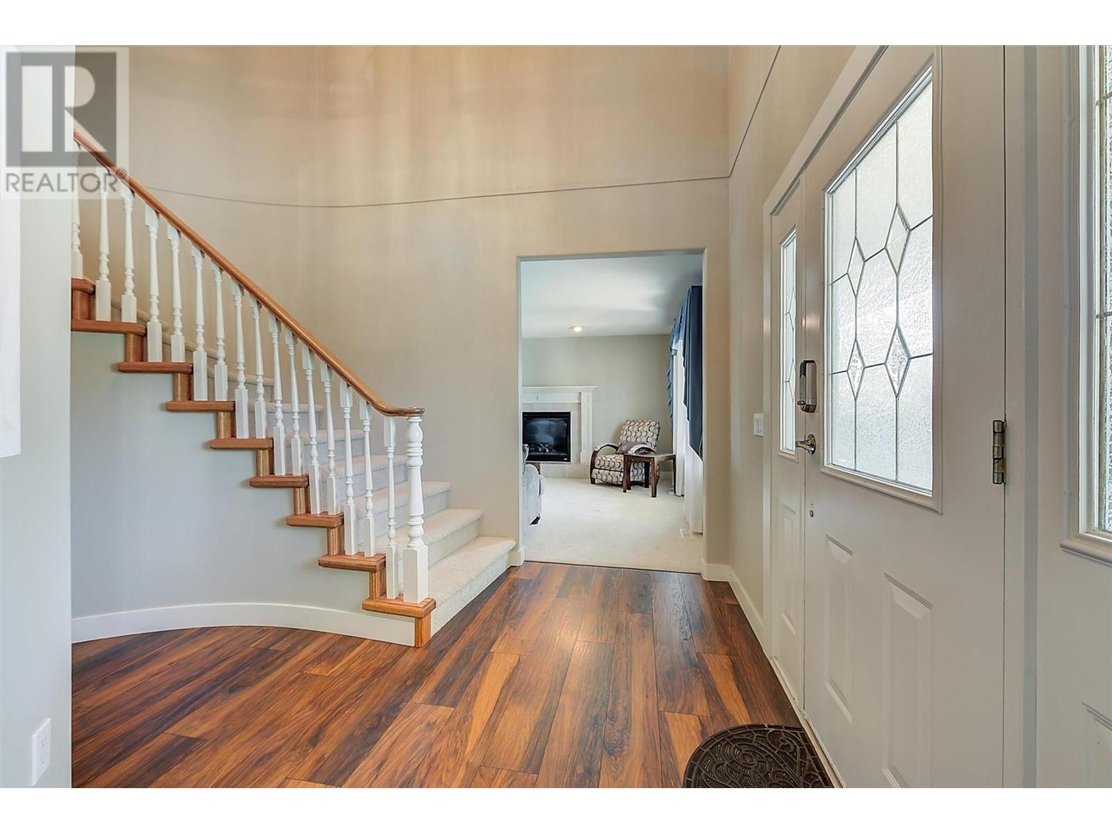 2341 Thacker Drive, West Kelowna