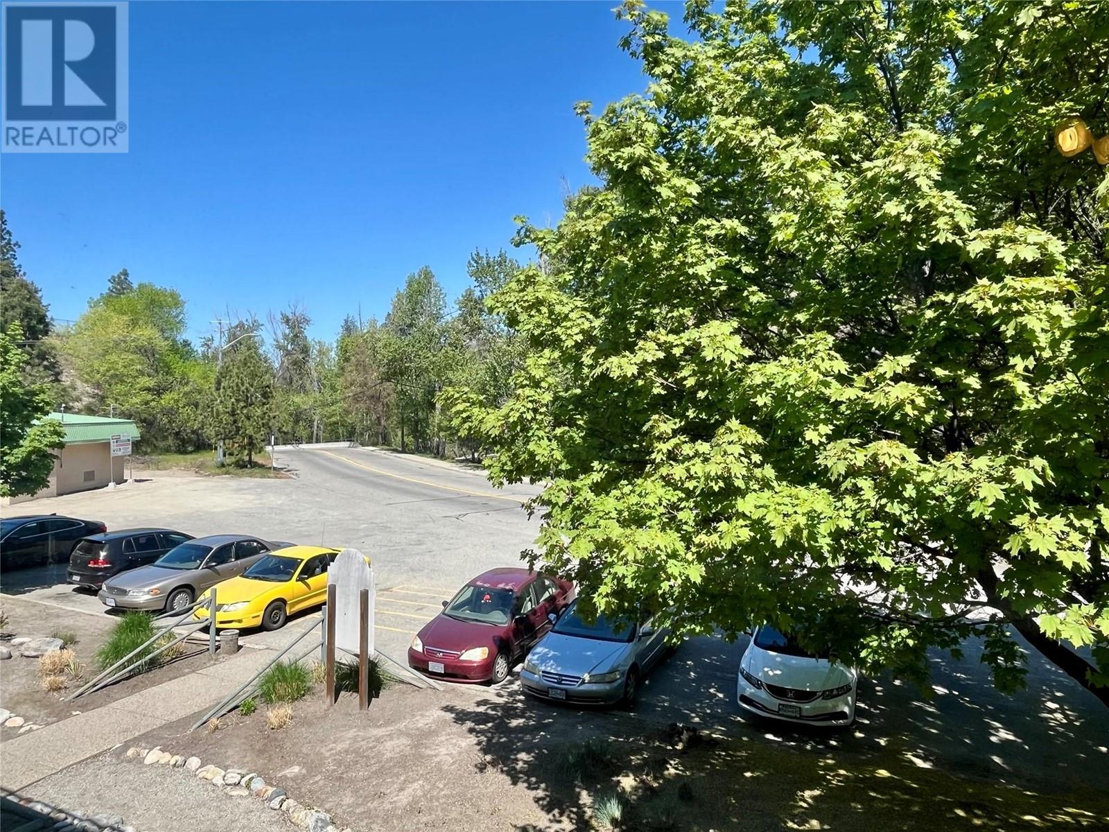 202 1410 Penticton Avenue, Penticton