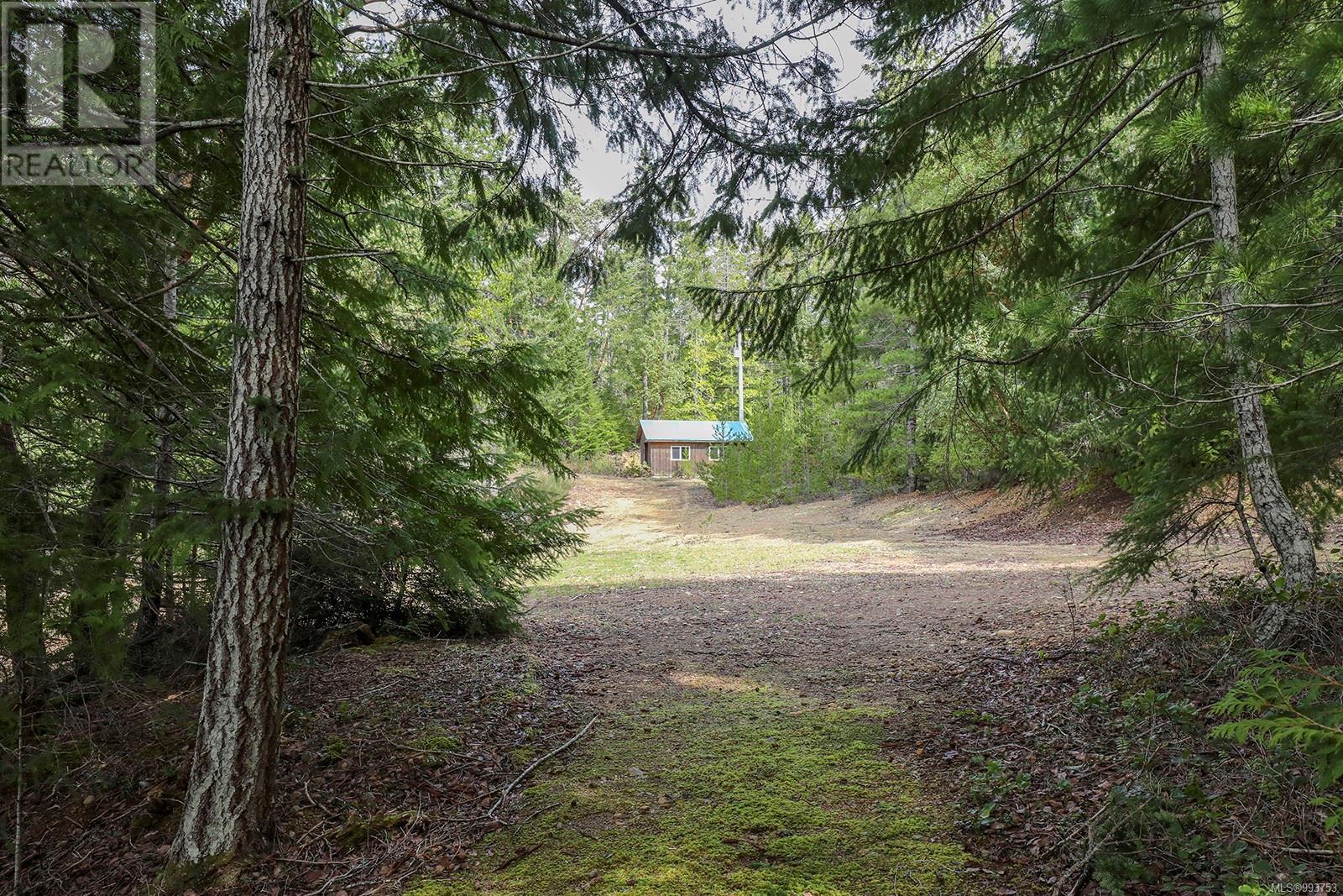 Photo 51 of 1120 Spider Lake Rd, Qualicum Beach BC