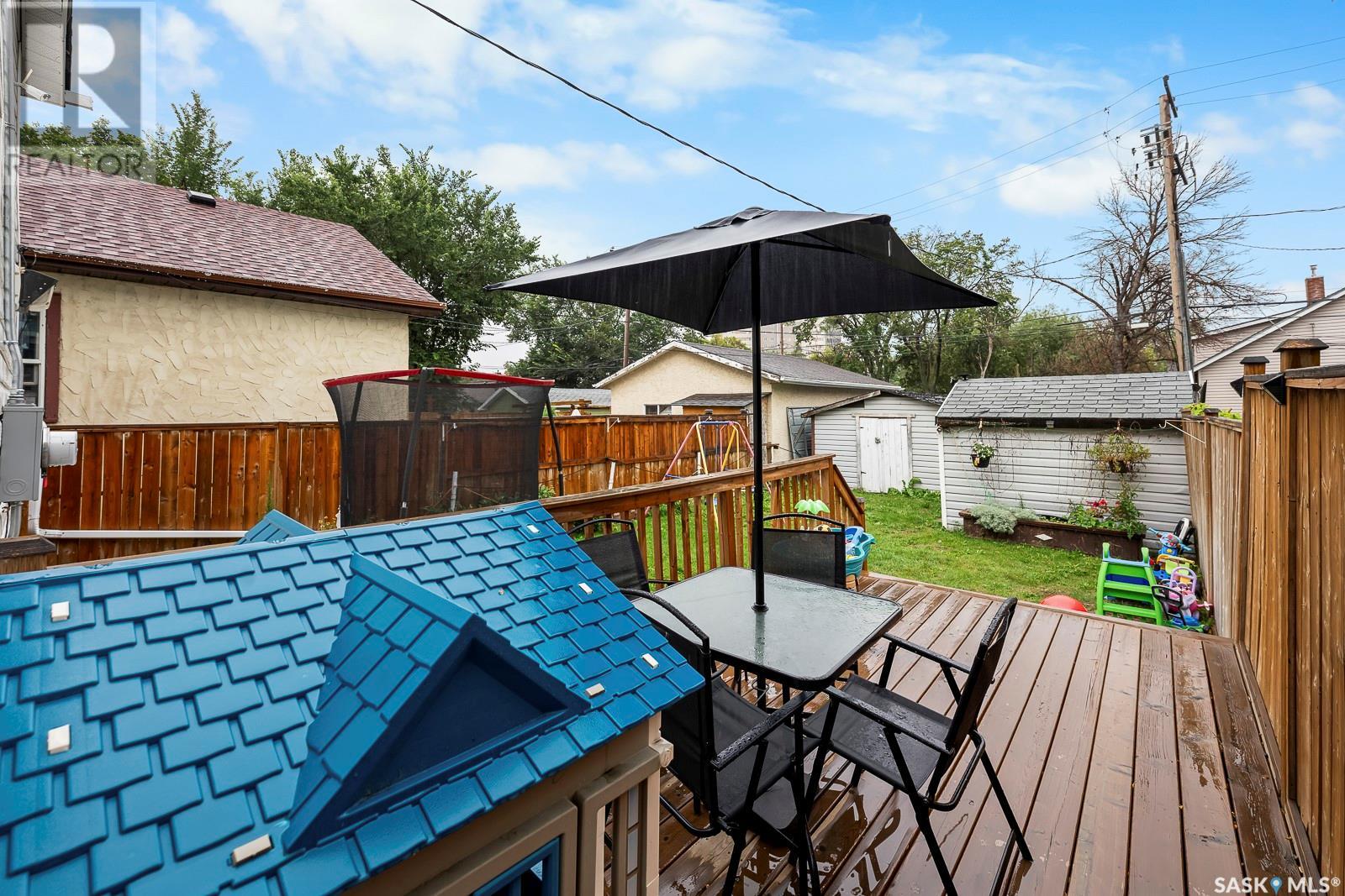 Photo 19 of 1131 Victoria Avenue, Regina SK